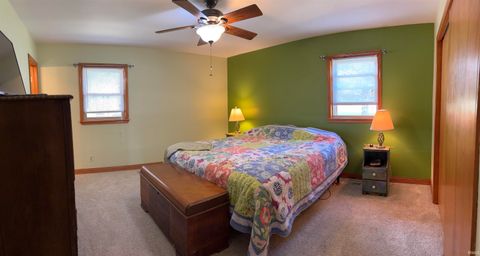 Tiny photo for 3032 W 200 North, Kokomo, IN 46901 (MLS # 202539103)