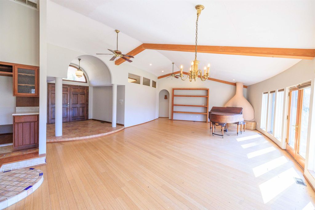 Photo of 1414 E Rhorer Road, Bloomington, IN 47401 (MLS # 202610785)