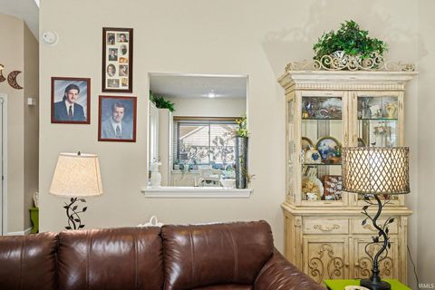 Tiny photo for 1021 Wheatstone Drive, Mishawaka, IN 46544 (MLS # 202605388)