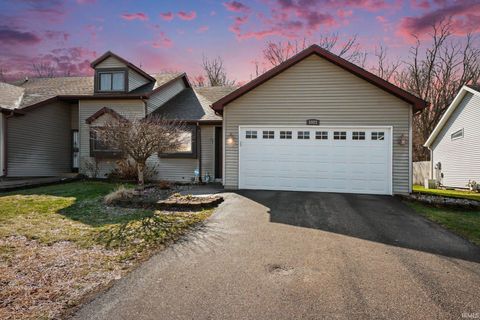 Photo of 1021 Wheatstone Drive, Mishawaka, IN 46544 (MLS # 202605388)