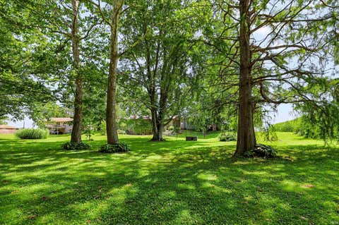 Tiny photo for 10328 W 100 N Road, Kokomo, IN 46901 (MLS # 202631345)