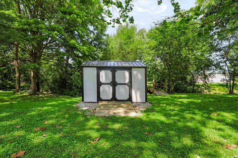 Tiny photo for 10328 W 100 N Road, Kokomo, IN 46901 (MLS # 202631345)