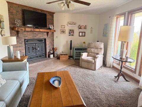 Tiny photo for 841 Hochgesang Avenue, Jasper, IN 47546 (MLS # 202642102)