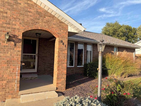 Tiny photo for 841 Hochgesang Avenue, Jasper, IN 47546 (MLS # 202642102)