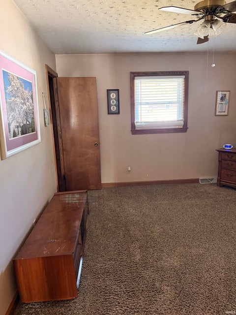 Tiny photo for 841 Hochgesang Avenue, Jasper, IN 47546 (MLS # 202642102)