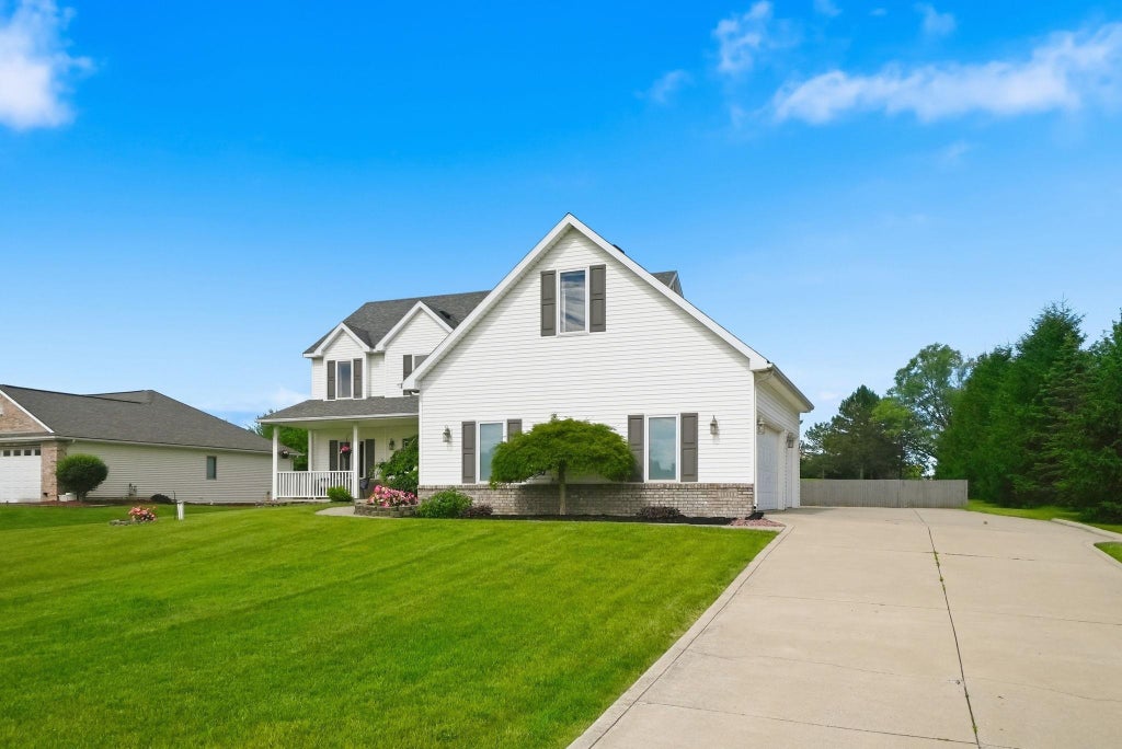 Photo of 15415 Amstutz Road, Leo, IN 46765 (MLS # 202621680)