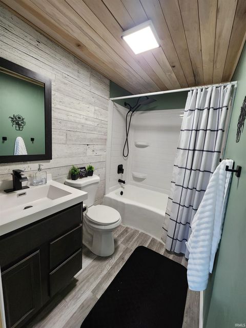 Tiny photo for 105 W 15th Street, Winamac, IN 46996 (MLS # 202609344)