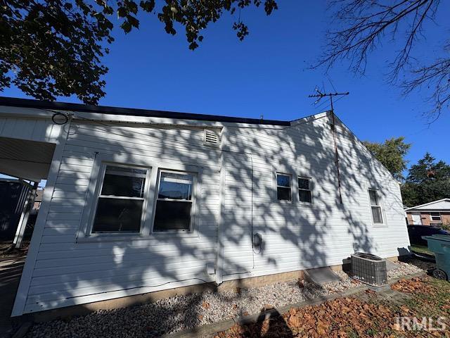 Photo of 1813 W 7Th Street, Muncie, IN 47302 (MLS # 202643595)