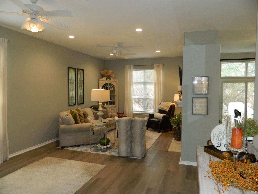 Photo of 618 E Moss Creek Court, Bloomington, IN 47401 (MLS # 202549502)