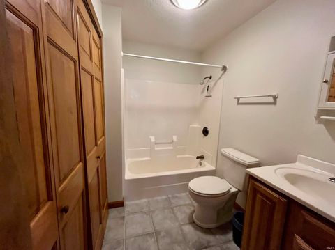 Tiny photo for 273 S 900 E, Marion, IN 46953 (MLS # 202622471)