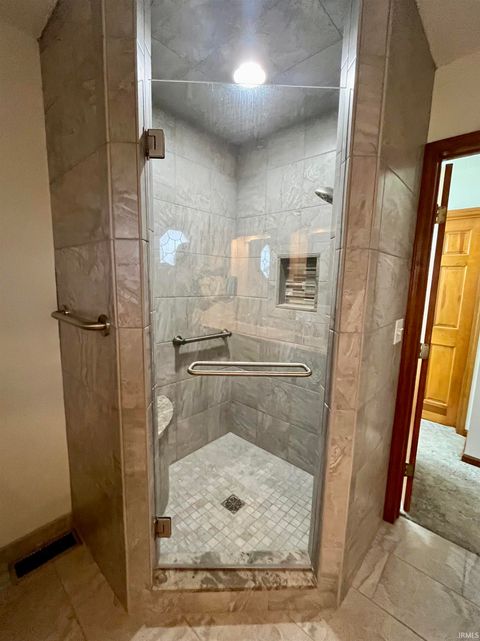Tiny photo for 273 S 900 E, Marion, IN 46953 (MLS # 202622471)