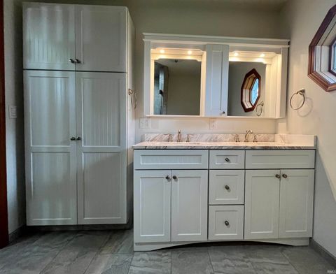 Tiny photo for 273 S 900 E, Marion, IN 46953 (MLS # 202622471)