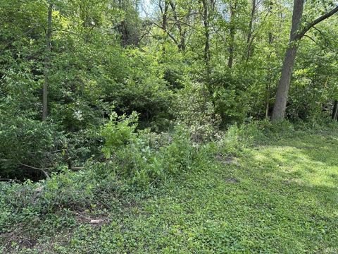 Tiny photo for 906 Rosewood Drive, Peru, IN 46970 (MLS # 202618335)