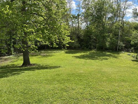 Tiny photo for 906 Rosewood Drive, Peru, IN 46970 (MLS # 202618335)