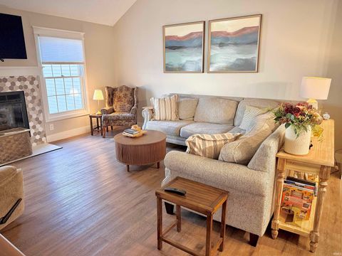 Tiny photo for 210 E Pine Avenue, West Lafayette, IN 47906 (MLS # 202609470)