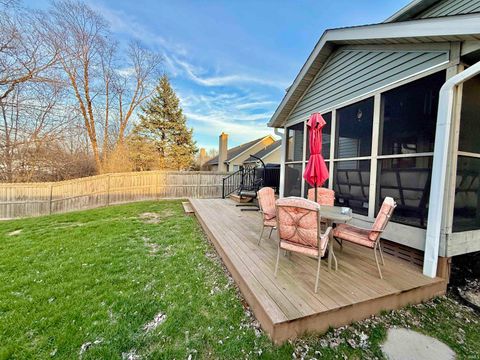 Tiny photo for 210 E Pine Avenue, West Lafayette, IN 47906 (MLS # 202609470)