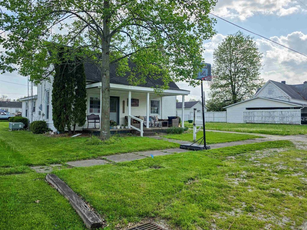 Photo of 359 NW J Street, Linton, IN 47441 (MLS # 202614921)