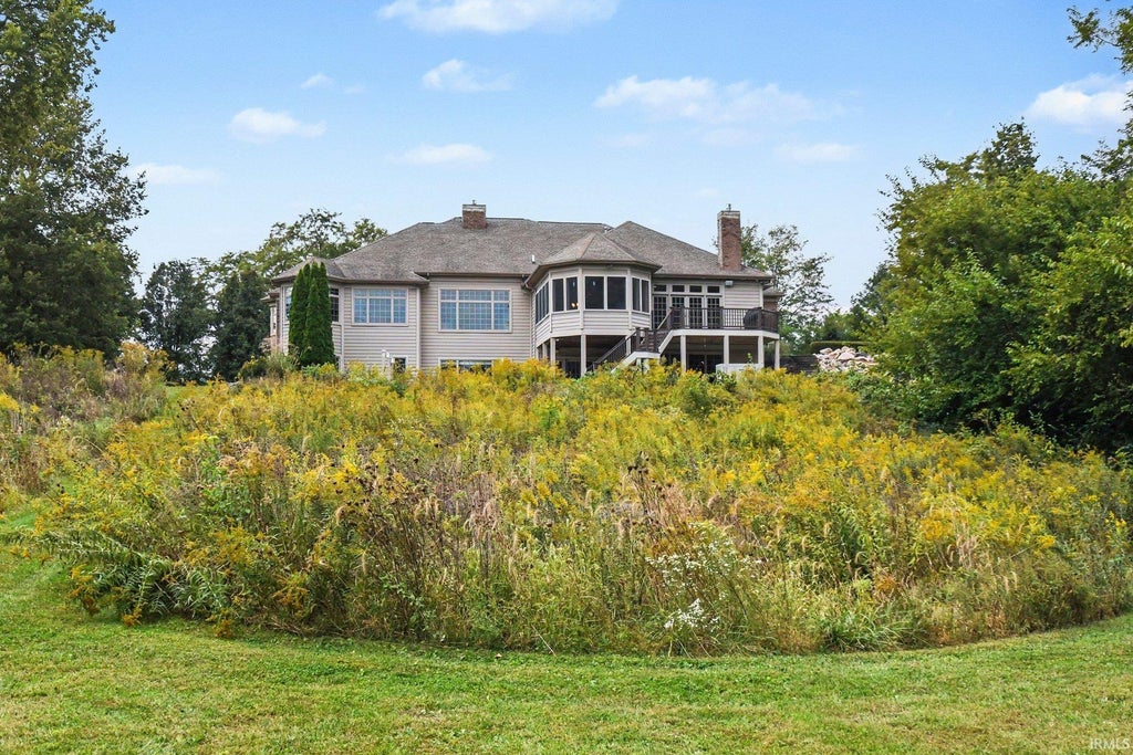Photo of 3496 S State Road 15 Road, Warsaw, IN 46580 (MLS # 202641300)