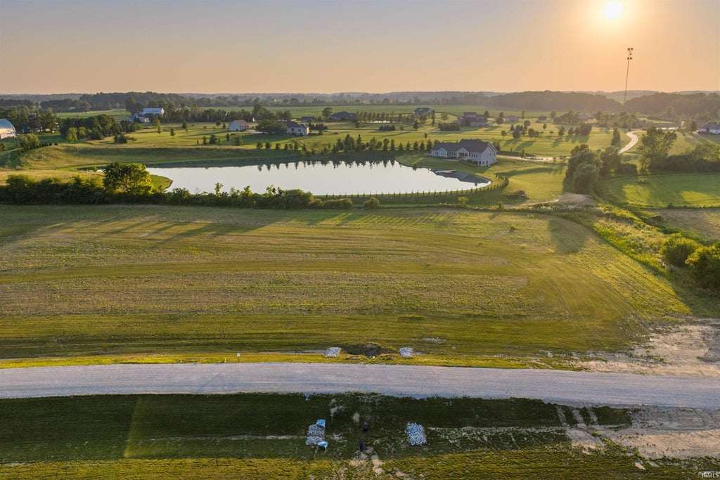 Photo of 3282 E Sunflower Drive #8, Roanoke, IN 46783 (MLS # 202628135)