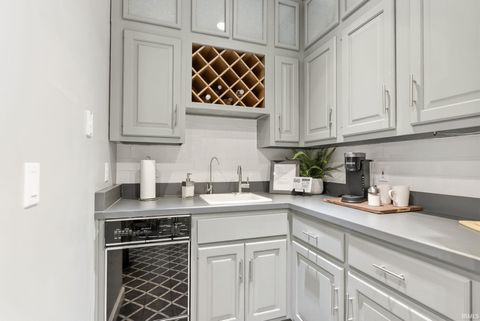 Tiny photo for 14731 Coldwater Road, Fort Wayne, IN 46845 (MLS # 202611977)