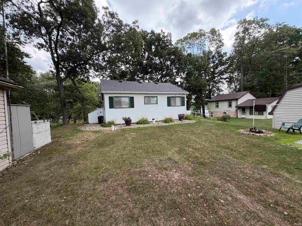 Photo of 24 Ems B40 Lane, Leesburg, IN 46538 (MLS # 202632282)