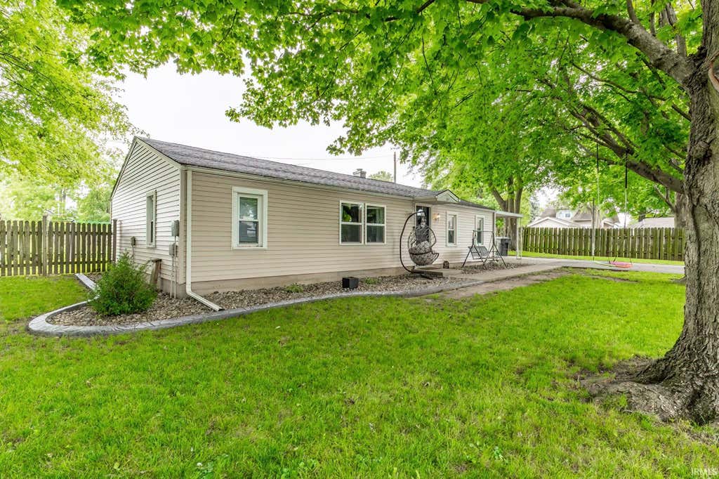 Photo of 124 N Babcock Street, Topeka, IN 46571 (MLS # 202633938)