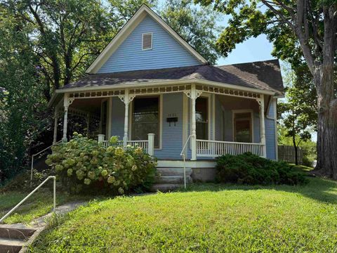 Photo of 1131 W 6th Street, Bloomington, IN 47404 (MLS # 202533372)