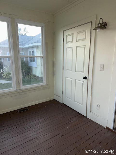 Tiny photo for 68 E Washington Avenue, Peru, IN 46970 (MLS # 202537322)