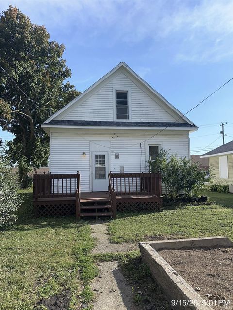 Tiny photo for 68 E Washington Avenue, Peru, IN 46970 (MLS # 202537322)