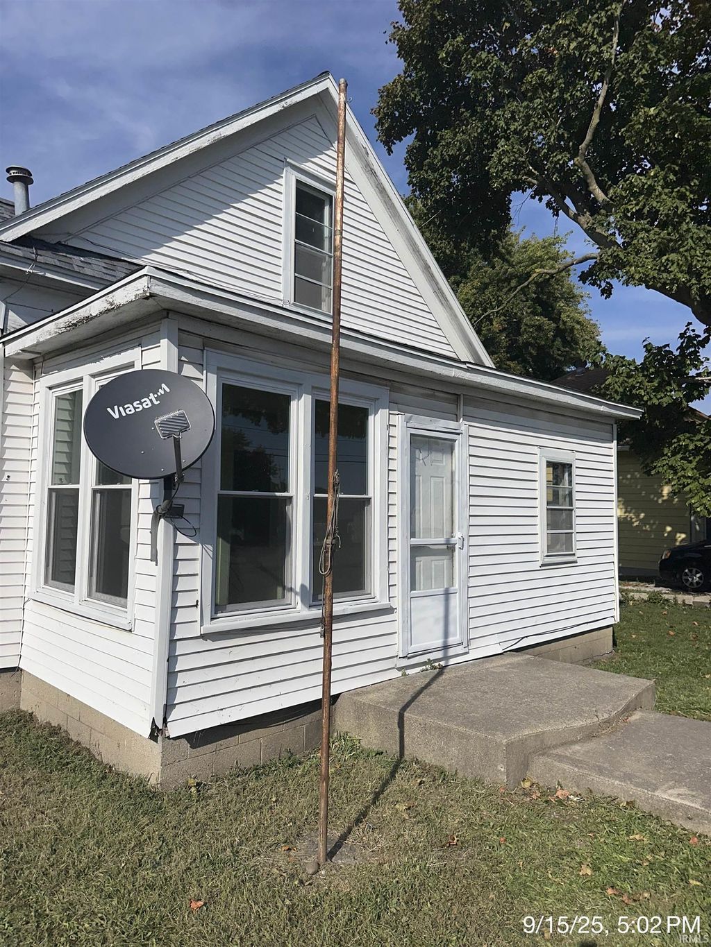 Photo for 68 E Washington Avenue, Peru, IN 46970 (MLS # 202537322)