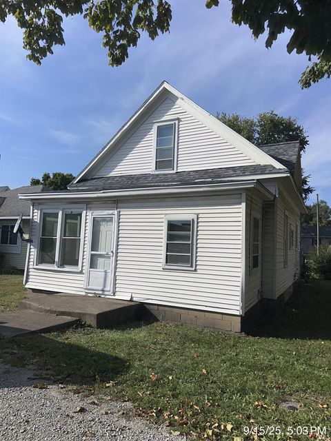 Tiny photo for 68 E Washington Avenue, Peru, IN 46970 (MLS # 202537322)