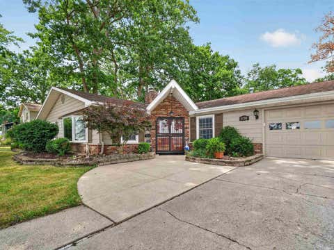 Tiny photo for 4701 Fairlawn Pass, Fort Wayne, IN 46815 (MLS # 202629270)