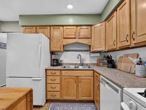 Tiny photo for 4701 Fairlawn Pass, Fort Wayne, IN 46815 (MLS # 202629270)