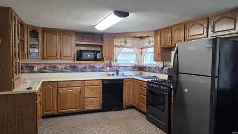 Tiny photo for 1336 W 13th Street, Rochester, IN 46975 (MLS # 202608484)