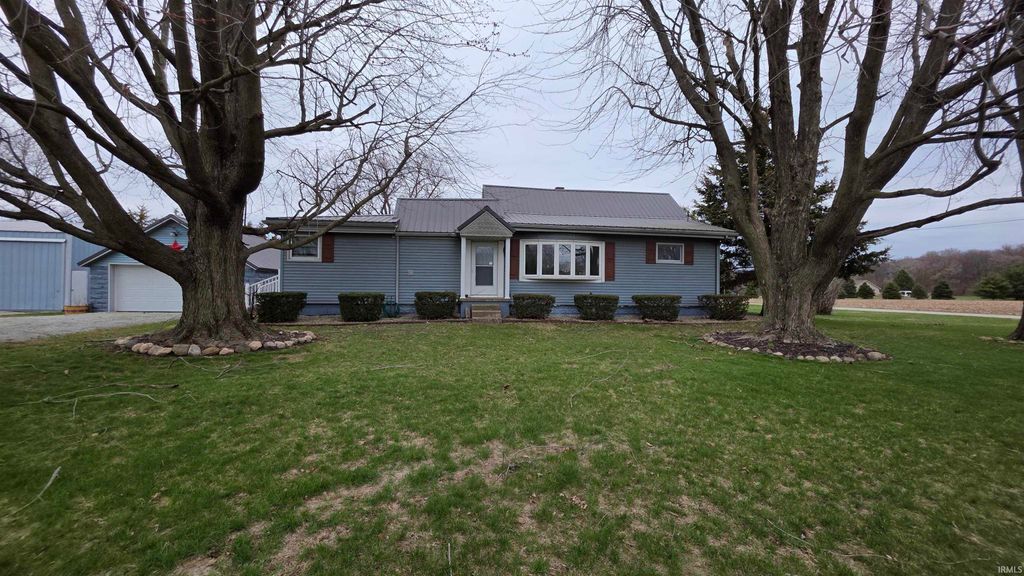 Photo of 1336 W 13th Street, Rochester, IN 46975 (MLS # 202608484)