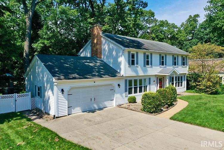 Photo of 52061 Carriage Hills Drive, South Bend, IN 46635 (MLS # 202636579)