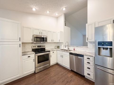 Tiny photo for 10244 Clippinger Road, Evansville, IN 47725 (MLS # 202600874)