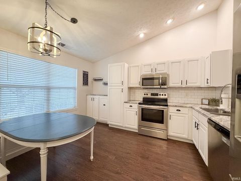 Tiny photo for 10244 Clippinger Road, Evansville, IN 47725 (MLS # 202600874)