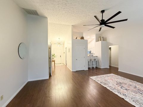 Tiny photo for 10244 Clippinger Road, Evansville, IN 47725 (MLS # 202600874)