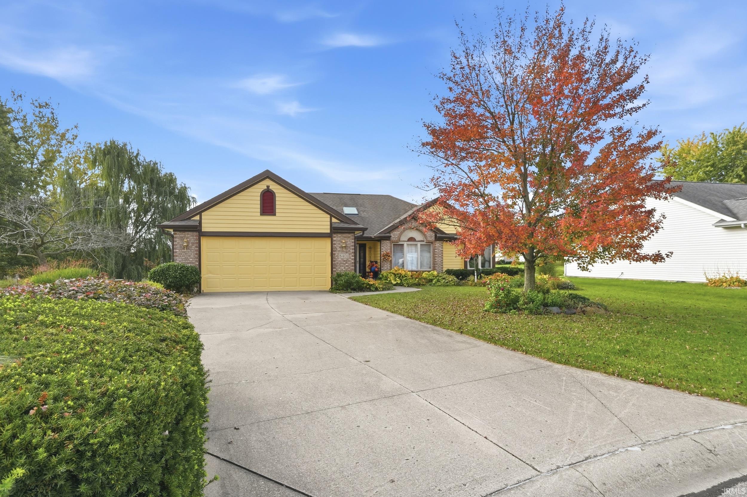 8401 Pember Brook Drive, Fort Wayne, IN 46804 | MLS 202642952 | Listing ...