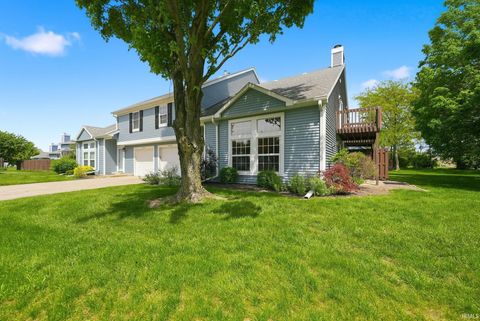 Photo of 3640 N Lakeside Drive, Muncie, IN 47304 (MLS # 202618000)