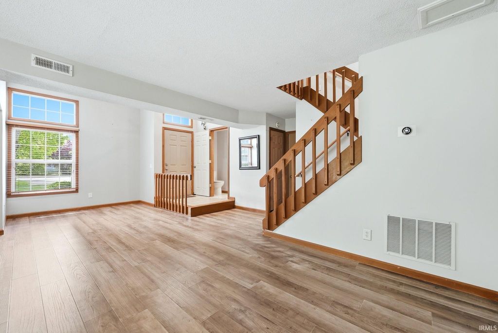 Photo of 3640 N Lakeside Drive, Muncie, IN 47304 (MLS # 202618000)