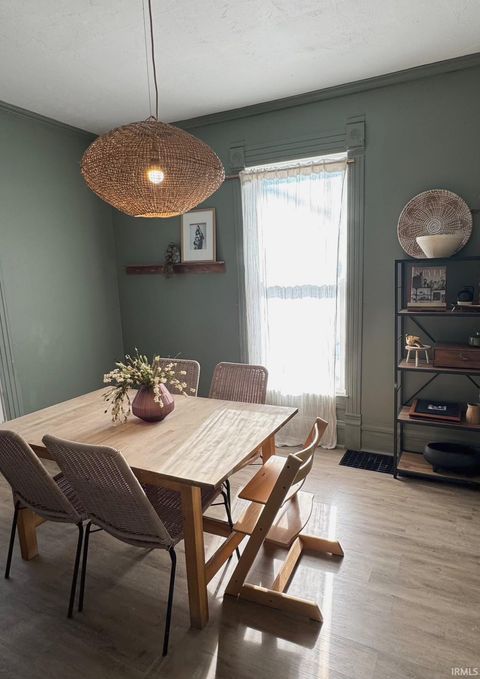 Tiny photo for 915 W Walnut Street, Kokomo, IN 46901 (MLS # 202602144)