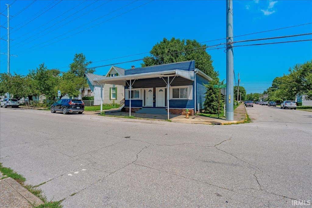 Photo of 2601 W Virginia Street, Evansville, IN 47712 (MLS # 202628908)