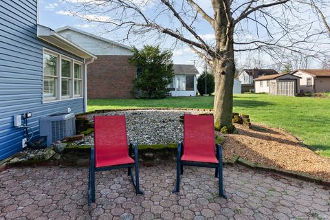 Tiny photo for 1704 Tanglewood Drive, Lafayette, IN 47905 (MLS # 202610294)