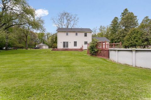Tiny photo for 2004 N Meade Street, South Bend, IN 46628 (MLS # 202617801)