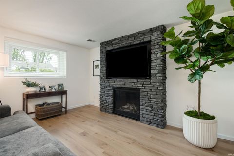 Tiny photo for 1818 Eagle Point Court, South Bend, IN 46628 (MLS # 202622451)