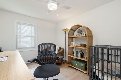 Tiny photo for 1818 Eagle Point Court, South Bend, IN 46628 (MLS # 202622451)