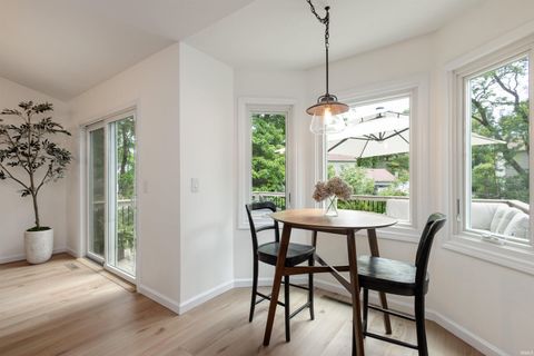 Tiny photo for 1818 Eagle Point Court, South Bend, IN 46628 (MLS # 202622451)