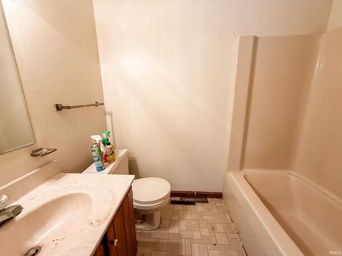 Tiny photo for 5749 S 950 E, Walton, IN 46994 (MLS # 202611063)